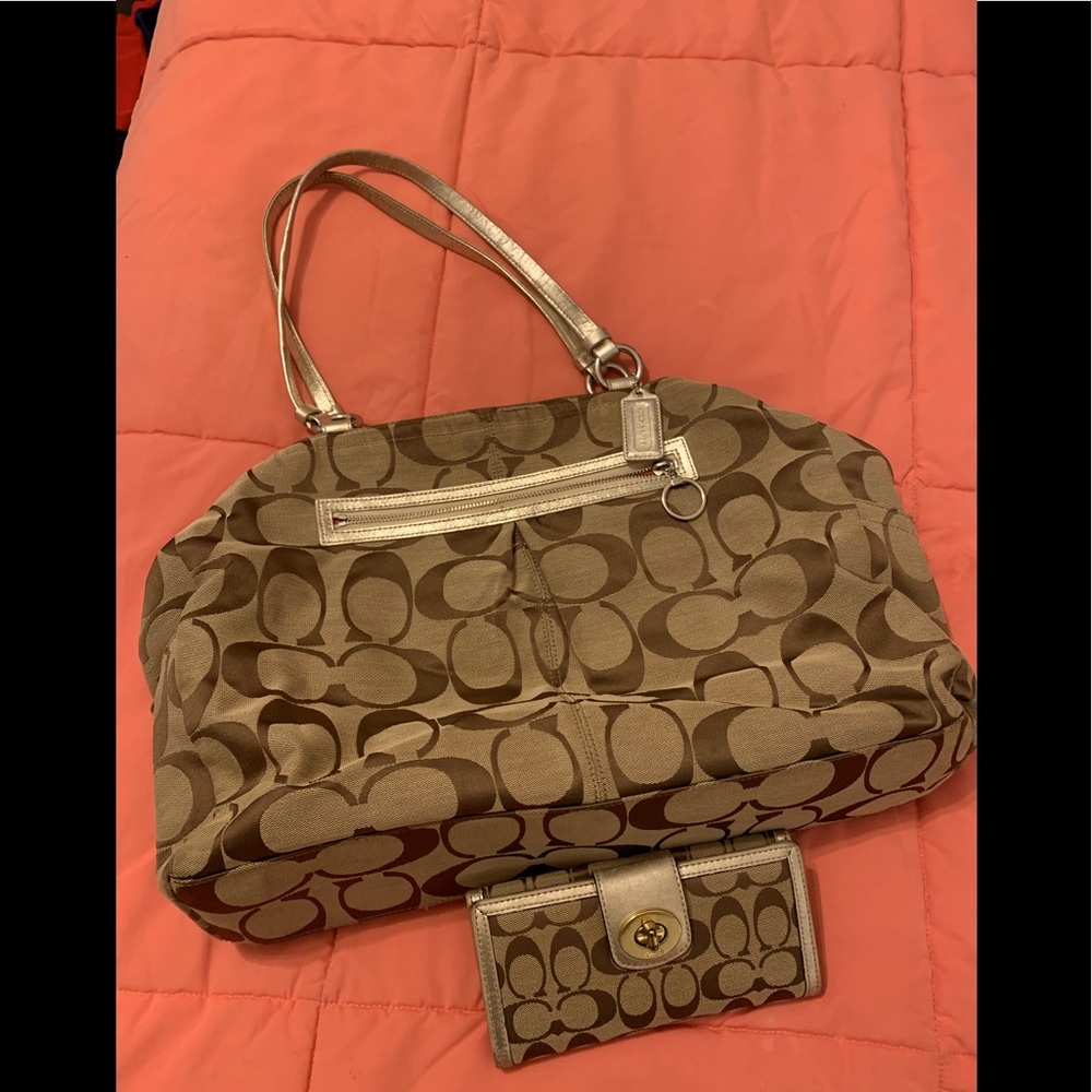 Large COACH Shoulder Bag with Matching Wallet